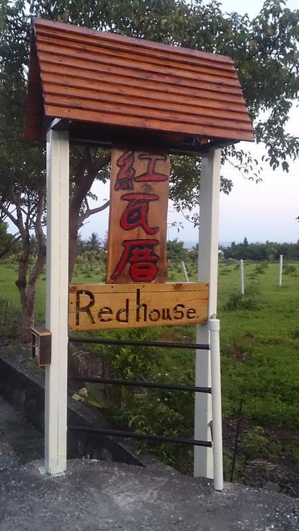 Taitung Dulan Red House Homestay B&B Exteriör bild